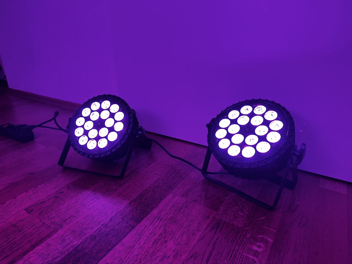 2 helle 270W 18 LED PAR RGBW Strahler